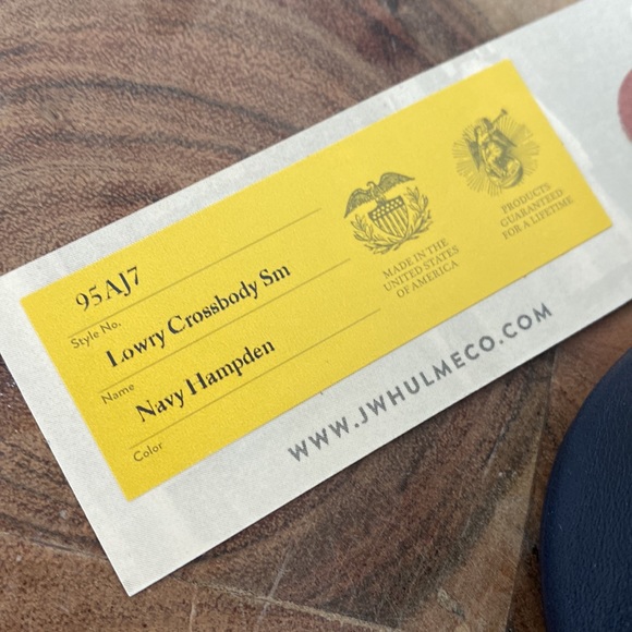 BRAND NEW J.W. Hulme Co Crossbody Purse - Picture 4 of 16